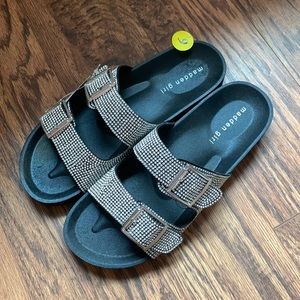 Madden girl sandals nwt size 9